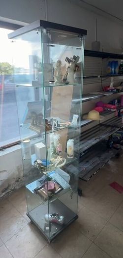 Shop Shelving & Retail Display Units