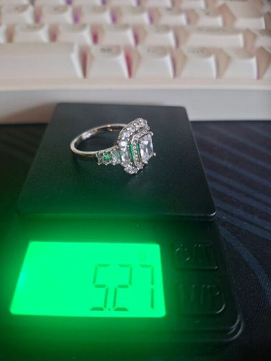 Nice 925 Sterling Silver Ladies Cocktail Ring