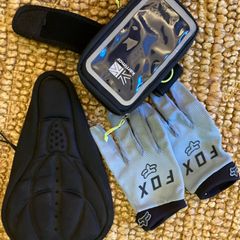 Cycling accessories incl Fox Racing Gloves