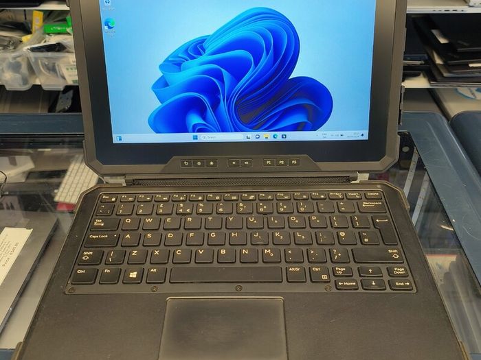 DELL Latitude 7220 Rugged Extreme Tablet with Keyboard, Intel Core i7-8665U 16GB 500GB SSD Windows 11 Pro TOUCH