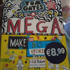 Tom Gates Mega make and do by Liz Pichon