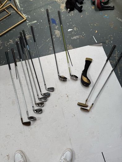 set golf clubs