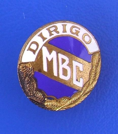 DIRIGO MARINE (Marine Boat Company) - a vintage promotional enamel badge