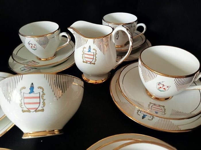 Collectible Arklow Pottery  Barry Family Crest Tea set