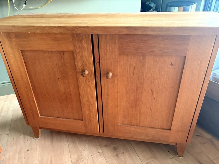 Solid wood two-door cabinet /Sideboard