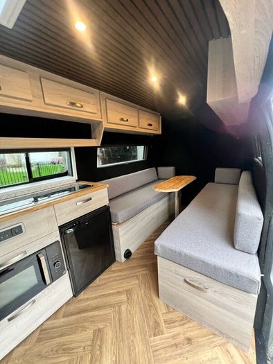 campervan Ford transit custom