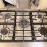 Hotpoint EG900X Gas oven & Extractor fan Image 3