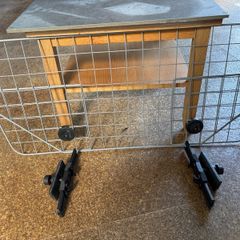 Dog guard, adjustable