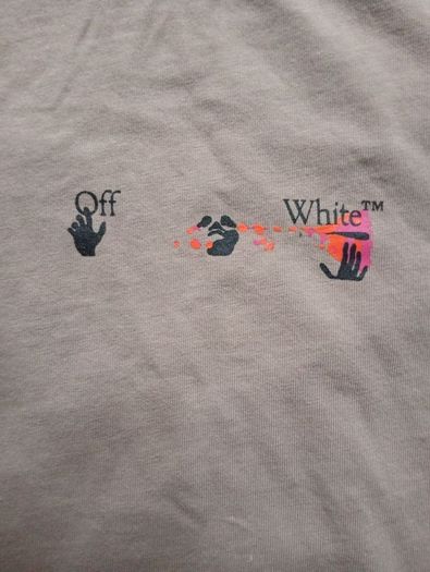 Off White T-shirt ((Kids Age 10-11yrs like New))