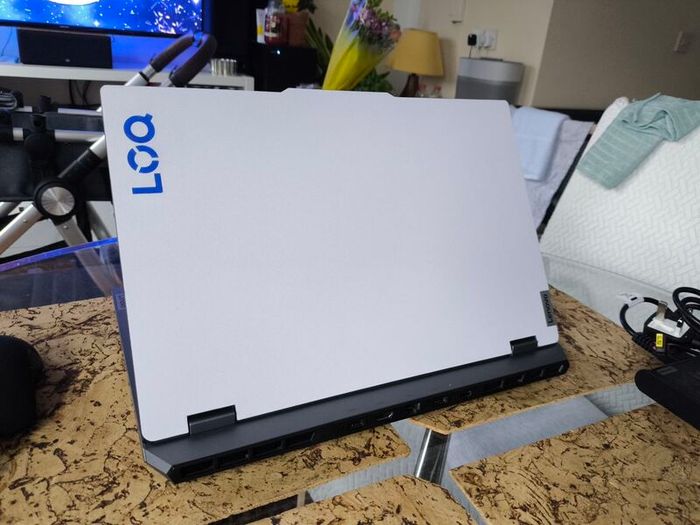 Gaming Laptop Lenovo Loq i5 12450HX 8/12 RTX3050 6gb 95w 16gb Ddr5 512GB Nvme 144hz Win11 Rgb