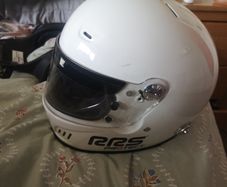 Race helmet for hans device size xl