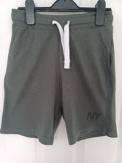 Boys Activewear Tshirts and Short Bundle Age 9-10