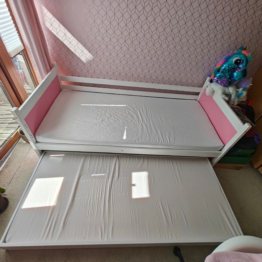 Single bed