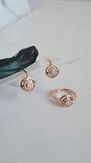 Brand new jewellery set