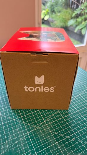 Toniebox 2 Full Play Set Red Lion King, New but Opened