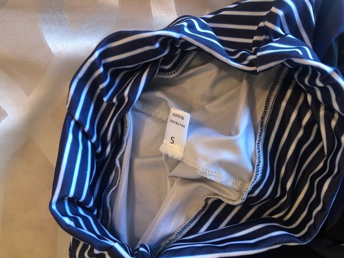 2 x pairs leggings size small