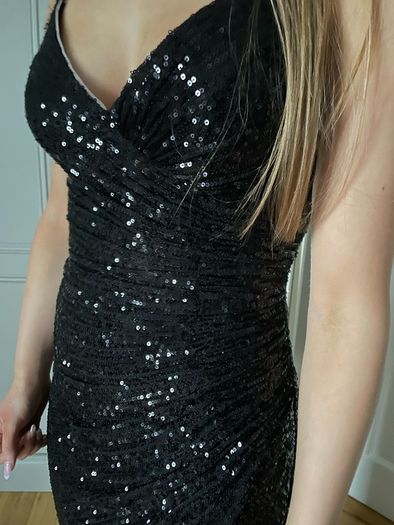 Gorgeous black ball gown with sequins and side slit