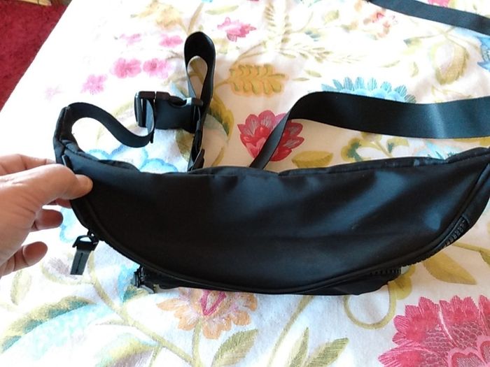 Guess Bumbag bnwt