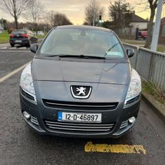 Peugeot 5008 2012