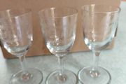 Harlequin set of 3 vintage etched small glasses in Greek Key pattern
