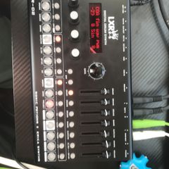 drum machine lxr 02 synth