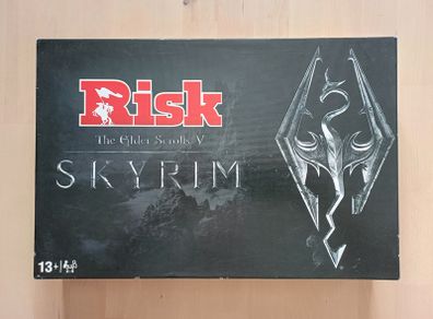 Risk - The Elder Scrolls V Skyrim (Fantasy Strategy Board Game 2018 Hasbro Games OOP)