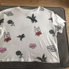 White Cropped T-shirt Size XS