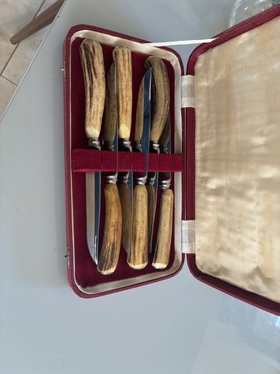 Taylor's "Eye Witness" steak knives, Sheffield, England