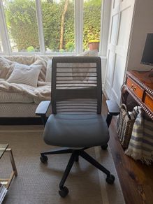 Ergonomic swivel Office chair