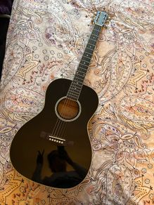 Acoustic guitar
