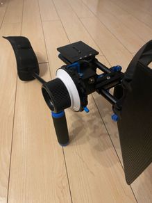 Shoulder rig for camera