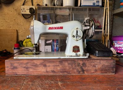 Novum Mark 3 Sewing Machine