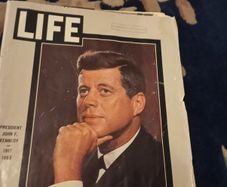 Vintage Life magazine