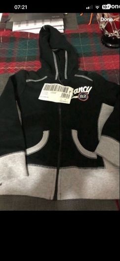 Boys BNWT benetton hoodie age 4