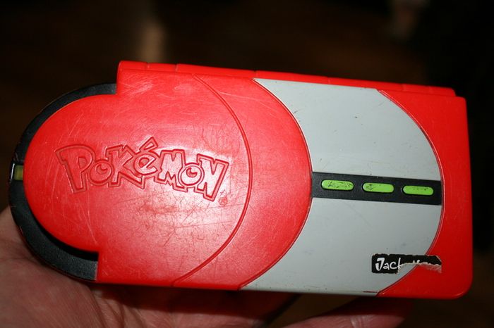 Pokemon Sinnoh Pokedex Handheld Game Jakks Pacific Nintendo