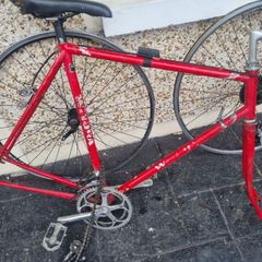 bike old racer  needs fixing