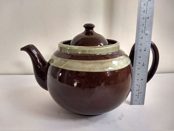 Fabulous Mid-Large Brown Betty Teapot, by Alcock, Lindley and Bloore, With Mint Green Mottled Stripes, Holds One Litre/ 1.75 Pints