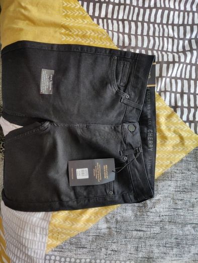 Oasis Jeans Cherry Size 12