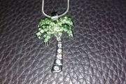lovely palm tree necklace