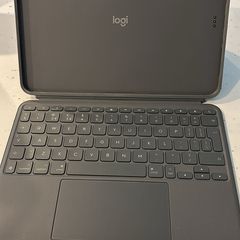 Logitech combo touch