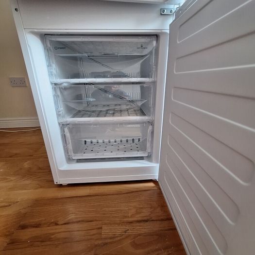 Fridge - freezer INDESIT