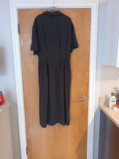 Primark  Black  Dress.   S.14- 16.  B.N.W.T.