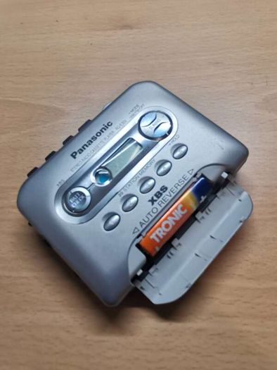 Panasonic RQ-E30V Walkman Cassette Player