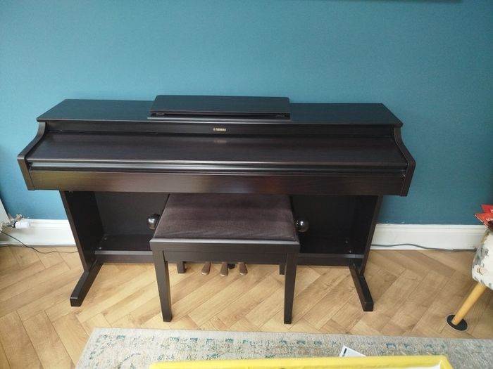 Yamaha Piano