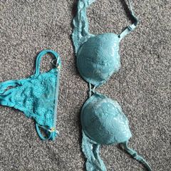 turquoise set size small bra 32 a worn