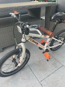 16" Kids Carrera Cosmos bike