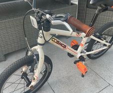 16" Kids Carrera Cosmos bike