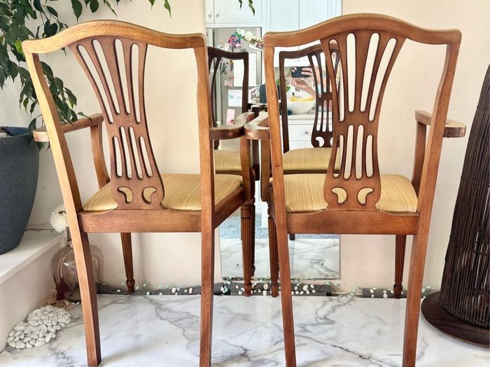 Pair of Vintage Hepplewhite-Style Carver Chairs