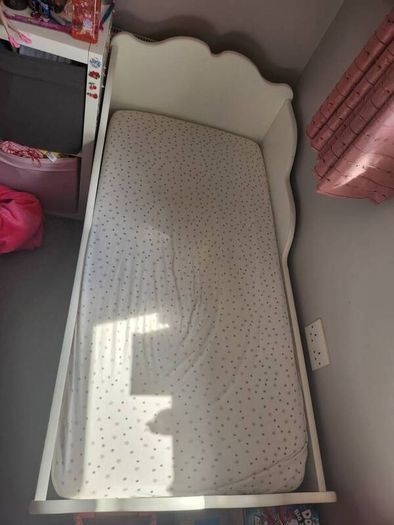 Child's bed age 3 to 6