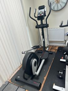ProForm 450 LE Elliptical Cross Trainer